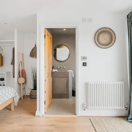 Stylish & Modern Home, Central Newquay W/Parking Exterior photo