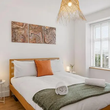 Stylish & Modern Home, Central Newquay W/Parking Exterior photo